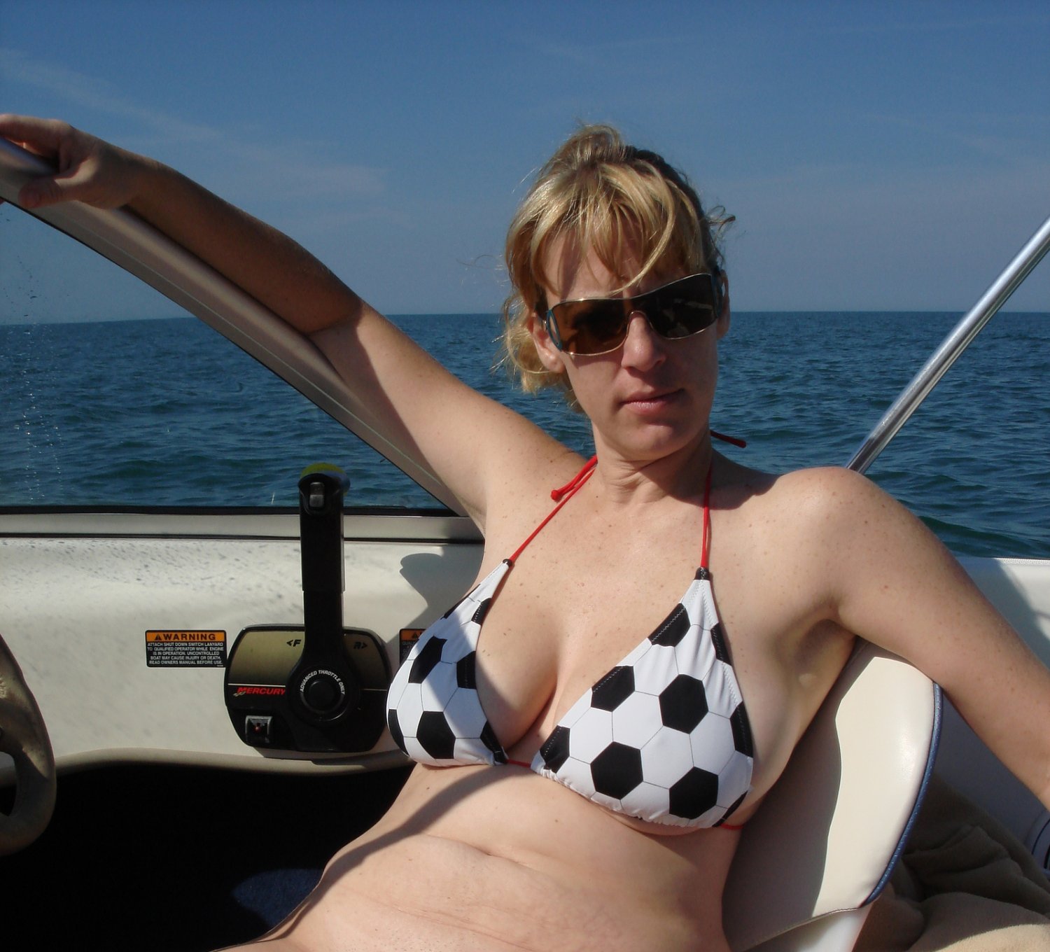 Milf #Ct7hwed8
