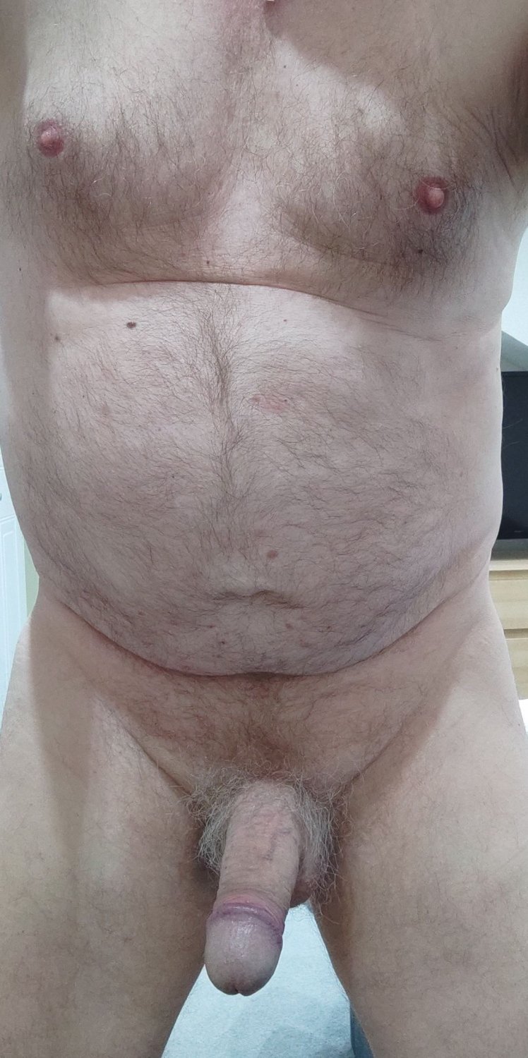 Old fag. Wants to be used #0siAnSk3