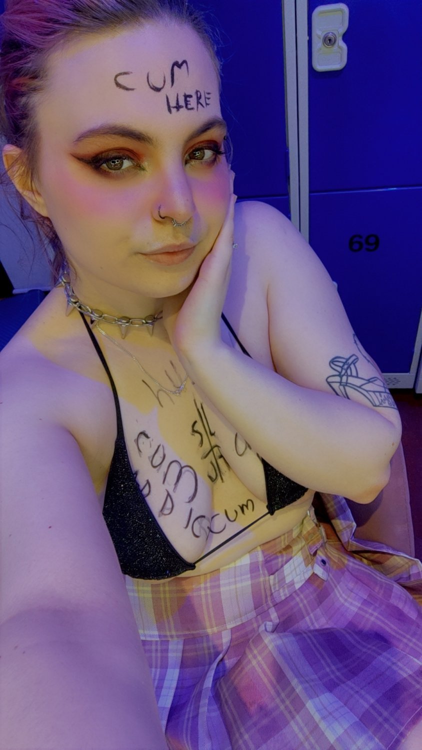 Beautiful slut Sophie #iQQ3CdIp