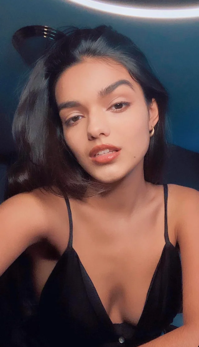 Rachel Zegler cum tribute #tDB2zoIs